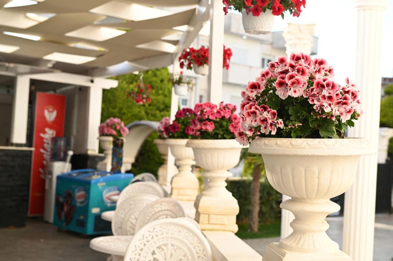 גולם Hotel Onufri מראה חיצוני תמונה